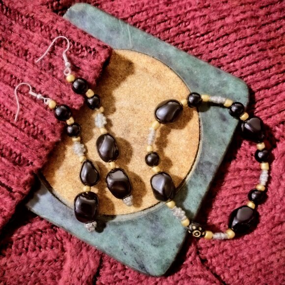 Jewelry - Beaded Black Jelwery Set [ Errings & Braclet ]
